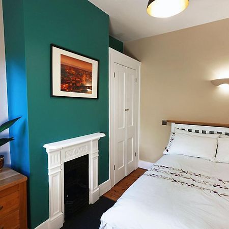 דירות ווינצ'סטר Tastefully Decorated 1-Bed With Free Parking - At Hem מראה חיצוני תמונה