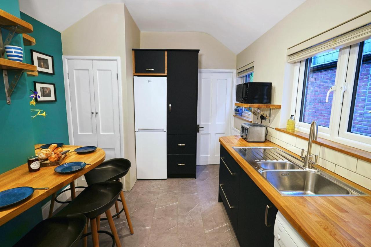 דירות ווינצ'סטר Tastefully Decorated 1-Bed With Free Parking - At Hem מראה חיצוני תמונה